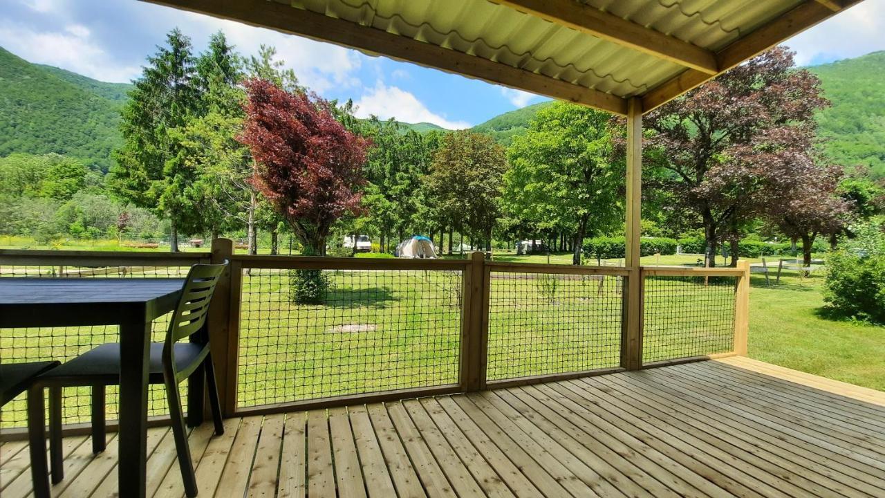 Le Valserine - Eco Responsable Campsite Chezery-Forens